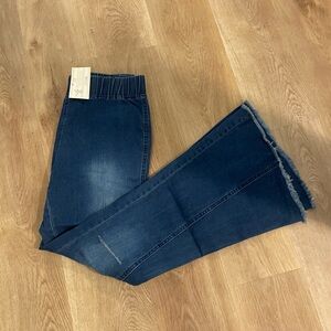 Women’s Flare Wide Leg Dark Wash Pull On Large NWT
